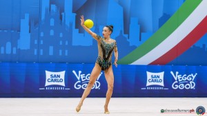 aa q kiroi bogatyreva alexandra aus ph simone ferraro sfa04453 copia